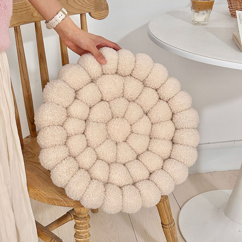 Coussin japonais tissé à fleur - Tatami Mat Rush avis et prix